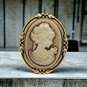 Antique Gold Cameo Brooch Pin Victorian Rhinestone Filigree Antique Style NWT